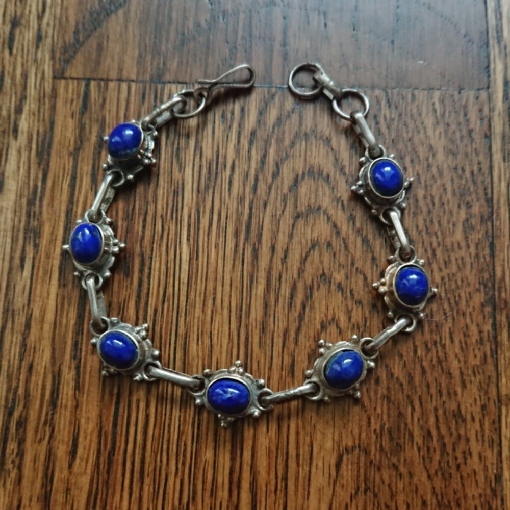 Elegant Afghan Silver Lapis bracelet